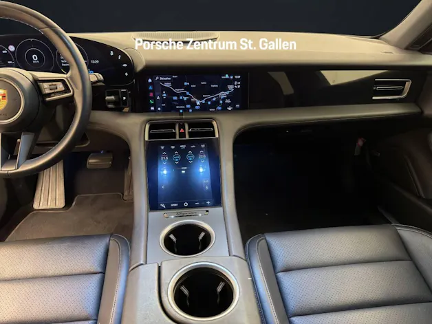Porsche Taycan 4S Cross Turismo
