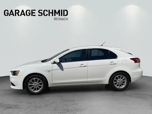 Mitsubishi Lancer Sportback 1.8 MIVEC Invite CVT