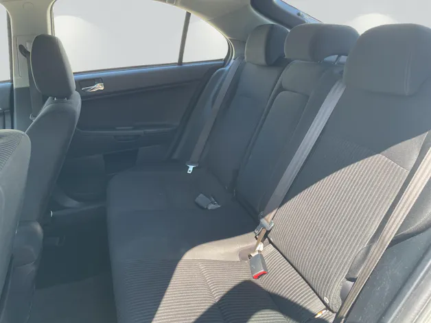 Mitsubishi Lancer Sportback 1.8 MIVEC Invite CVT