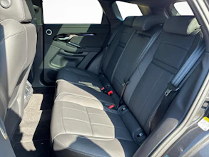 https://vehicle.imgix.net/4361039/6c425a13-c63f-4c35-8e76-e7bb47feed37.jpg