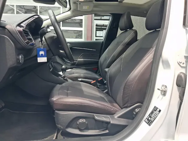 Ford Fiesta 1.0 EcoB 140 Vignale