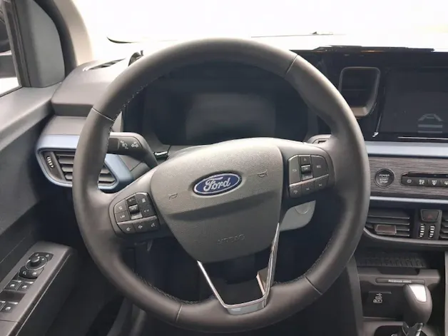 Ford Tourneo Courier 1.0 EcoBoost Active