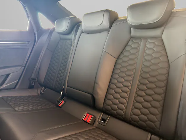 Audi RS3 Limousine 2.5 TFSI quattro S-Tronic