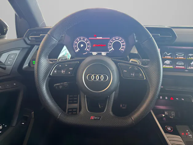 Audi RS3 Limousine 2.5 TFSI quattro S-Tronic