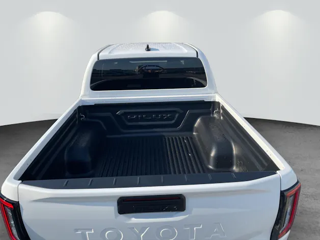Toyota Hilux Double Cab.-Pick-up 59KWh Style