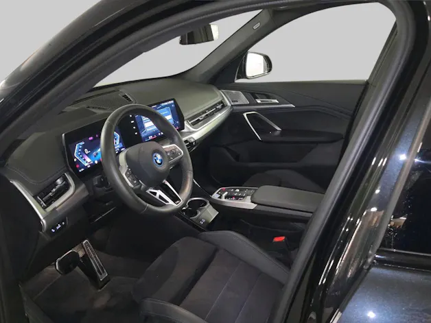 BMW iX1 30 xDrive M Sport
