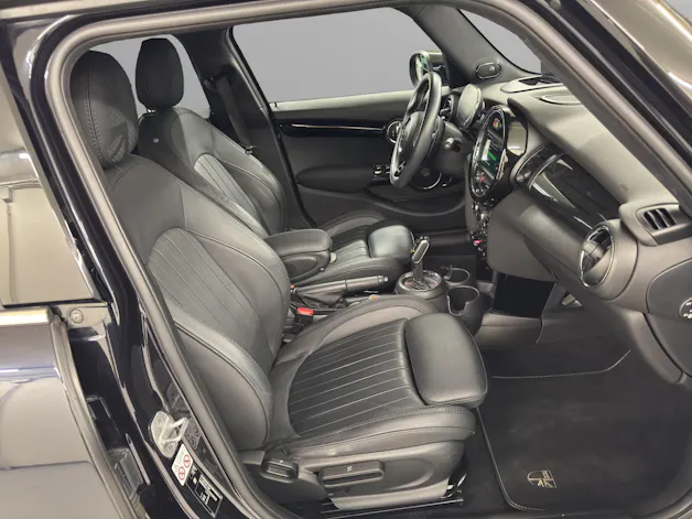 Mini F55 2.0i Cooper S SDKG