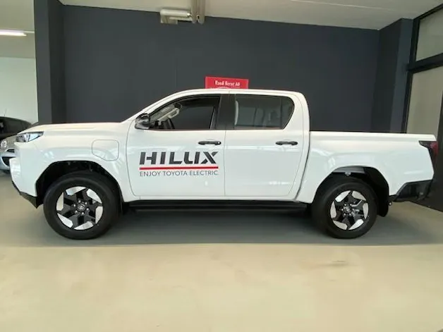Toyota Hilux Double Cab.-Pick-up 59KWh Comfort