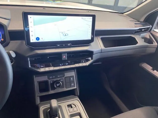 Toyota Hilux Double Cab.-Pick-up 59KWh Comfort