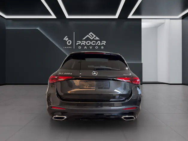 Mercedes-Benz GLC 220 d AMG Line 4matic