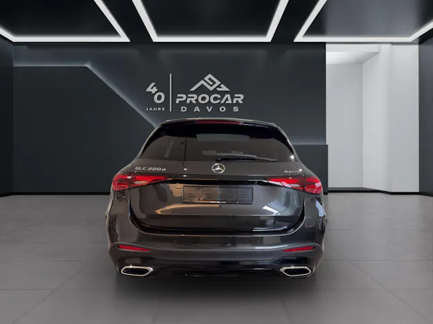 Mercedes-Benz GLC 220 d AMG Line 4matic