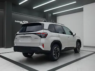 Subaru Forester Station 2.0i e-Boxer Swiss Plus