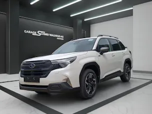 Subaru Forester Station 2.0i e-Boxer Swiss Plus