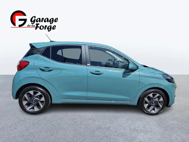 Hyundai i10 1.2 Amplia Mangrove Green Pearl
