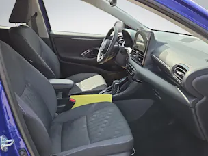 Toyota Yaris 1.5 VVT-i HSD Trend