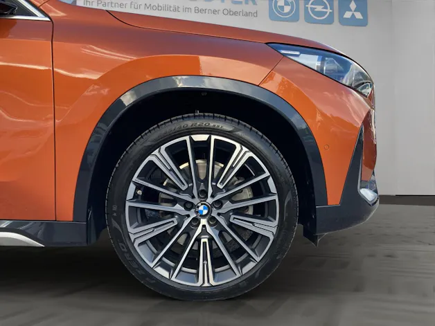 BMW X1 23d xDrive paddles