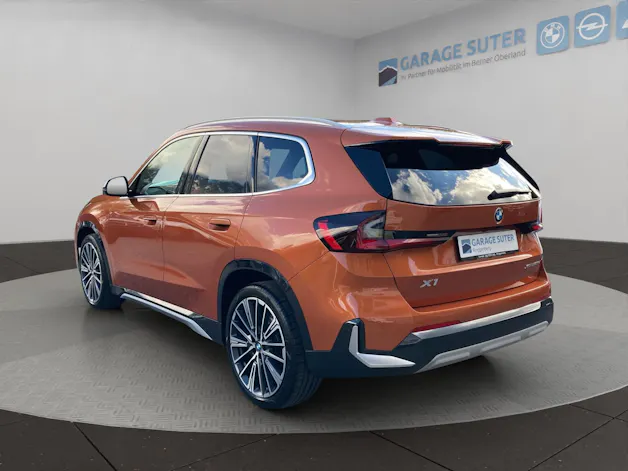 BMW X1 23d xDrive paddles