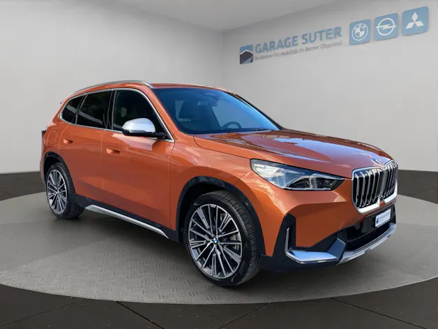 BMW X1 23d xDrive paddles