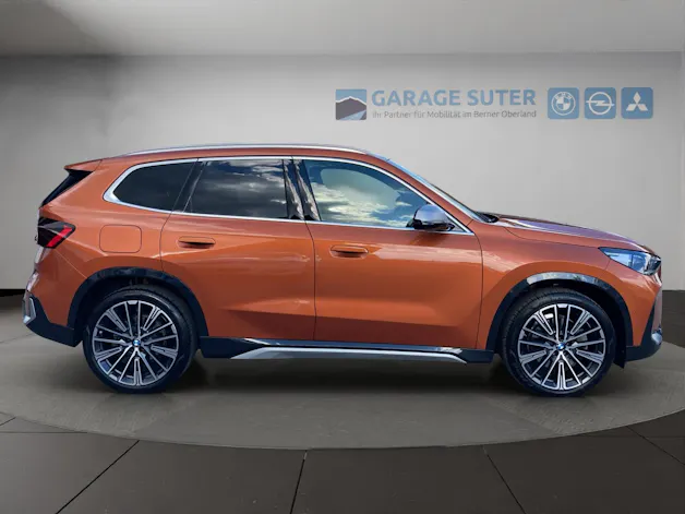 BMW X1 23d xDrive paddles