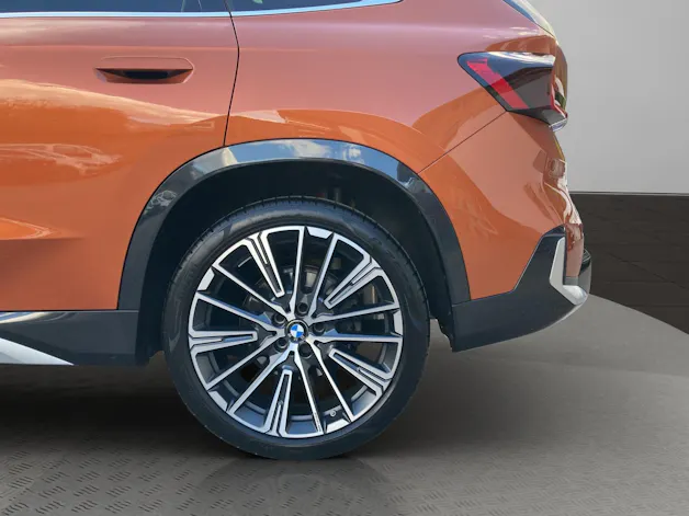 BMW X1 23d xDrive paddles