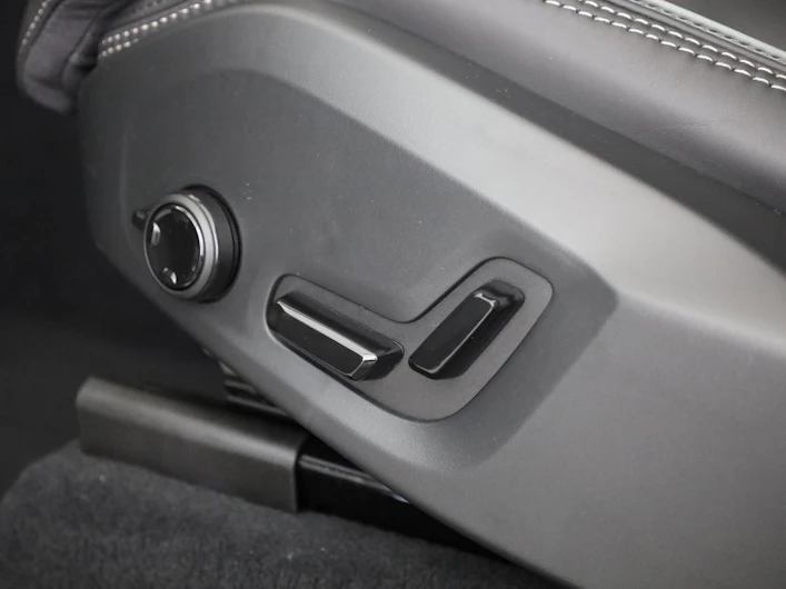 Fahrzeugbild VOLVO XC90