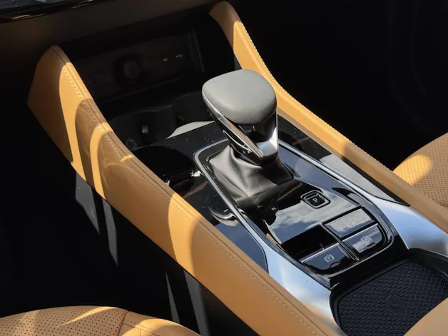 MG HS 1.5 Hybrid Luxury 224 ch, cuir Brown