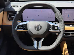 MG HS 1.5 Hybrid Luxury 224 ch, cuir Brown