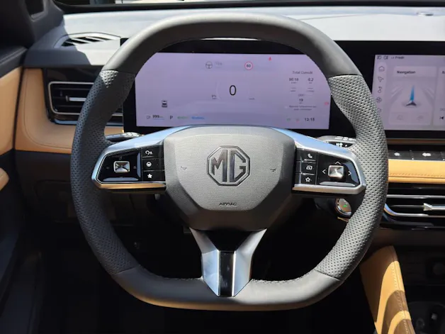 MG HS 1.5 Hybrid Luxury 224 ch, cuir Brown