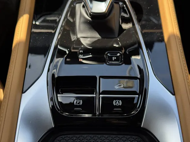 MG HS 1.5 Hybrid Luxury 224 ch, cuir Brown