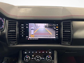 https://vehicle.imgix.net/4361219/94651417-11e8-4892-906f-76da33ac9c42.jpg