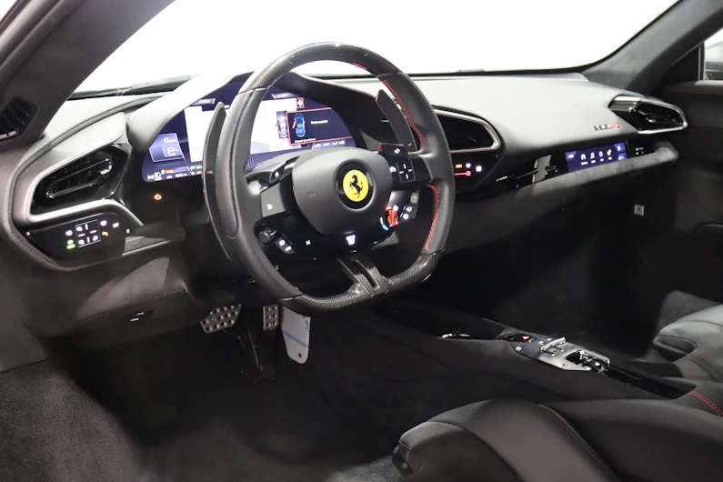 Fahrzeugbild FERRARI 296