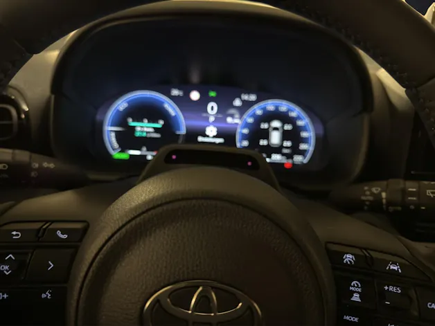 Toyota Yaris Cross 1.5 VVT-i HSD Premium AWD-i