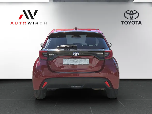 Toyota Yaris 1.5 VVT-i HSD Trend