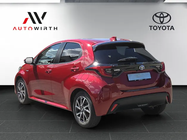 Toyota Yaris 1.5 VVT-i HSD Trend