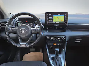 Toyota Yaris 1.5 VVT-i HSD Trend