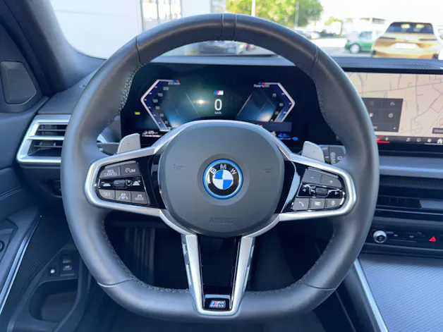 BMW 330e xDrive Touring M Sportpaket