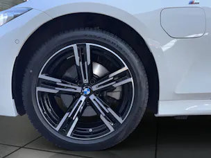 BMW 330e xDrive Touring M Sportpaket