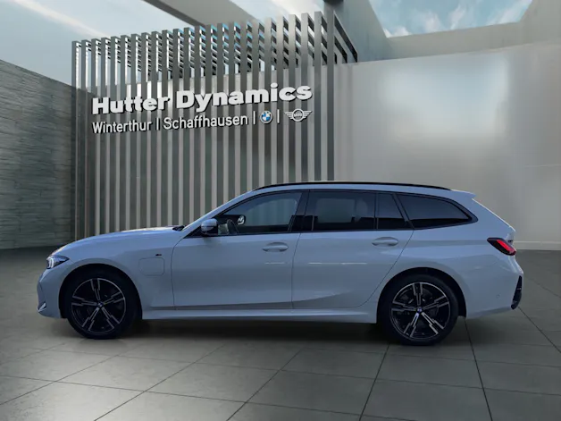 BMW 330e xDrive Touring M Sportpaket