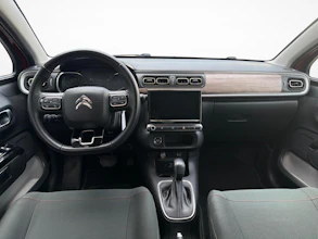 https://vehicle.imgix.net/4361328/82efcdbd-4000-48f2-a3f9-c6b7aa2bf21f.jpg