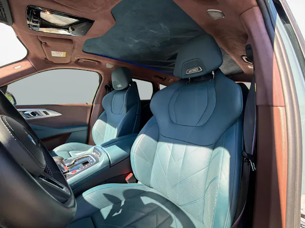 BMW XM Plug-in Hybrid