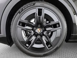 Porsche Cayenne S Coupé Electric