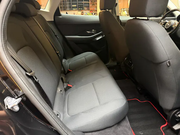 Jaguar E-Pace 2.0 D I4 200 SE AWD