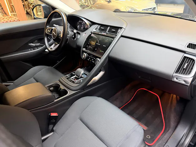 Jaguar E-Pace 2.0 D I4 200 SE AWD