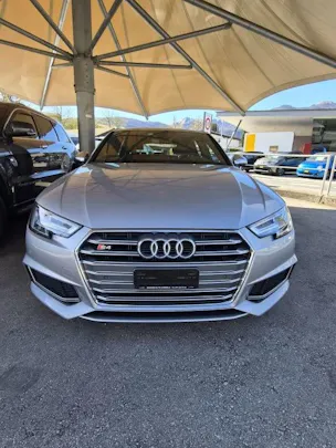 Audi S4 Avant 3.0 V6 TFSI quattro S-Tronic