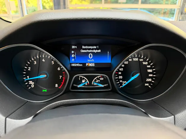 Ford Focus 1.0i EcoB 125 ST-Line Automat