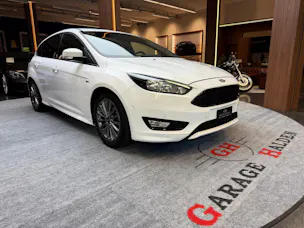 Ford Focus 1.0i EcoB 125 ST-Line Automat