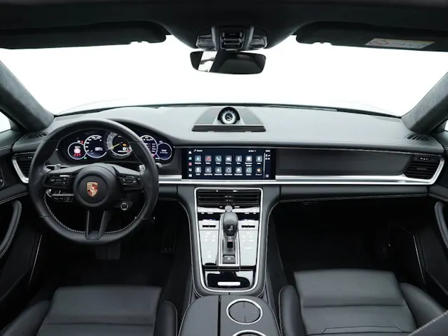 Porsche Panamera 4 E-Hybrid Platinum Edition