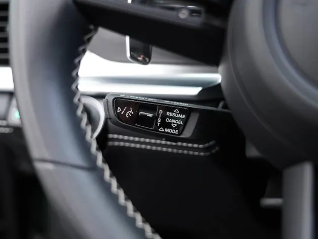 Porsche Panamera 4 E-Hybrid Platinum Edition