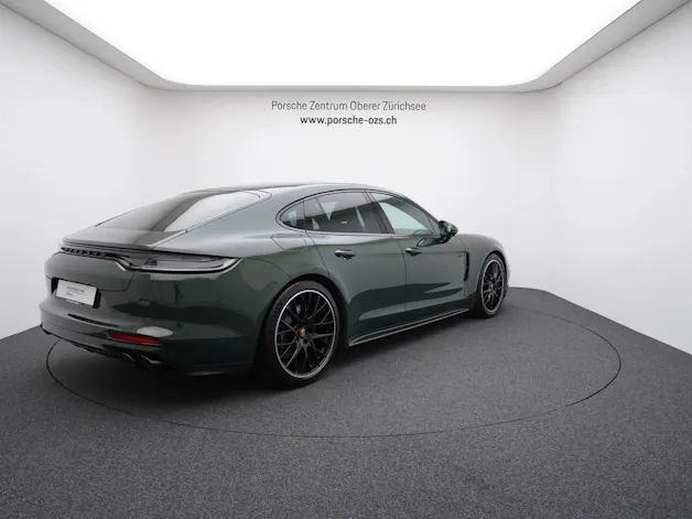 Porsche Panamera 4 E-Hybrid Platinum Edition
