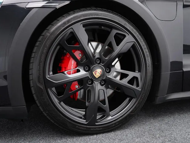 Porsche Taycan 4S Cross Turismo